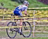 Sue Butler (Hudz-Subaru) winds here way through the tape to a win over team mate Katherine Sherwin at Cross LA © Danny Munson/DMunsonPhoto.com