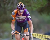 Ryan Trebon (Kona) sprints over the top of the hill with Sid Taberlay close behind in second © Danny Munson/DMunsonPhoto.com