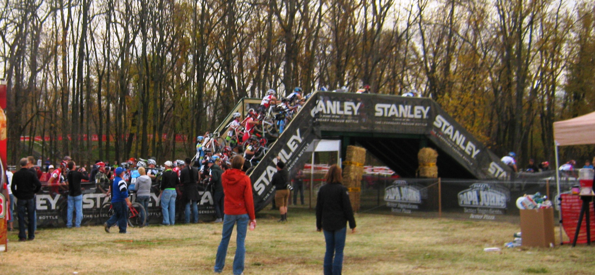 Run up pile up in the men\'s race. © J.D. Kimple