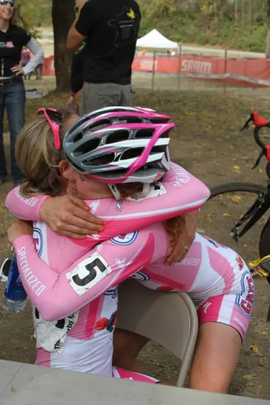 Teal Stetson-Lee gives her teammate Meredith Miller a hug for her successful race © Amy Dykema 