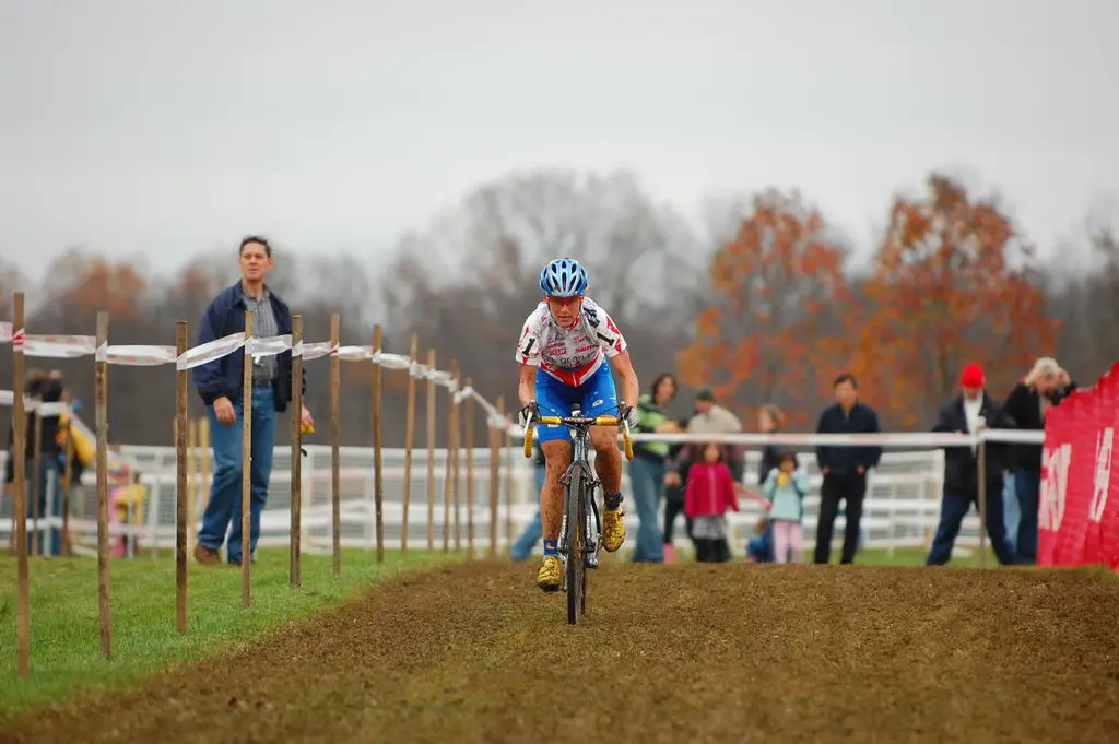 Racing or on a Sunday ride? Nash with nobody in sight. ? Tom Olesnevich