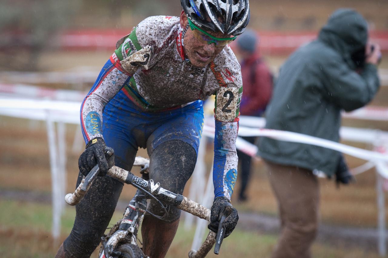 Yannick Eckmann (Pearlizumi/Shimano) storms thru the mud on the way to his win. ©  Wil Matthews