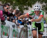 Jeremy Powers would wear the Greenware USGP Leader's Jersey only one day before teammate Johnson would take it over © Wil Matthews Jeremy Powers would wear the Greenware USGP Leader's Jersey only one day before teammate Johnson would take it over © Wil Matthews