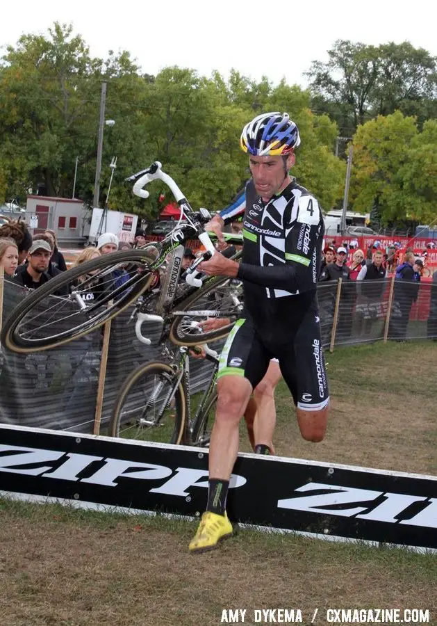 Johnson leading teammate Driscoll over the barriers at the PlanetBike Cup. © Amy Dykema