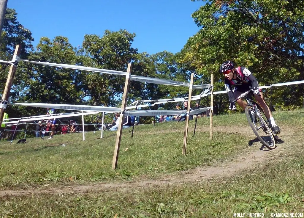 Krasniak chases Compton. © Cyclocross Magazine