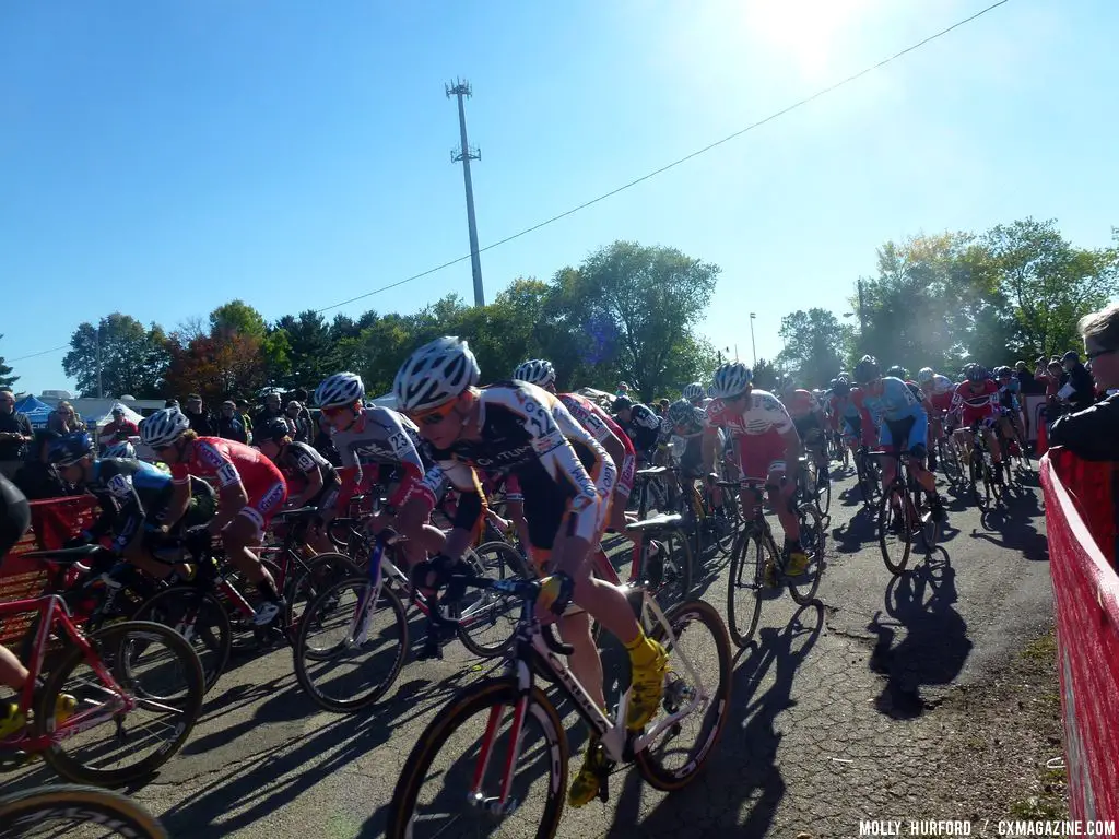 The men battle for the holeshot at USGP Sun Prairie Day 2. © Cyclocross Magazine