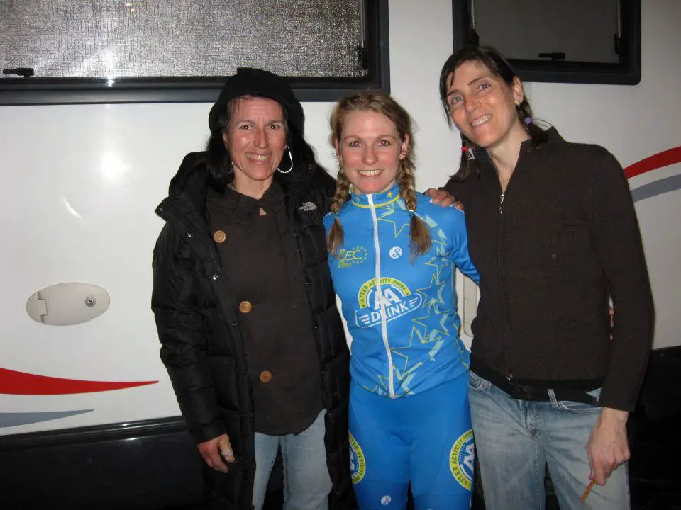 me-daphny-and-nancy-farzan-former-velo-bella-teammate-and-recent-belgium-transplant