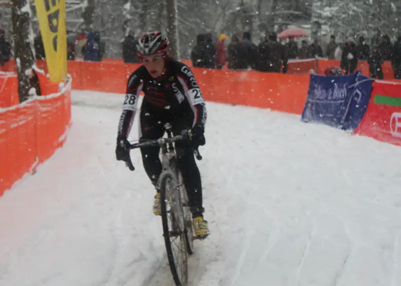 Vicki Thomas puts her snow skills to the World Cup test. ? Luc Van Der Meiren