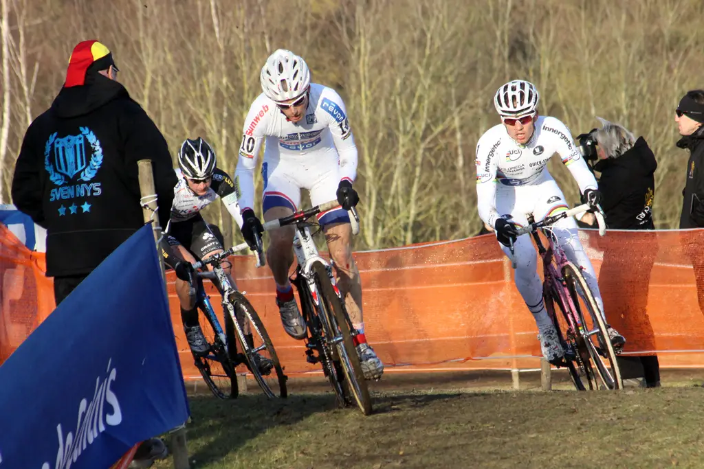 Kevin Pauwels leads Stybar and Simunek. ©Bart Hazen