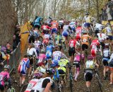 The women's pack at the start of the race. ©Thomas van Bracht