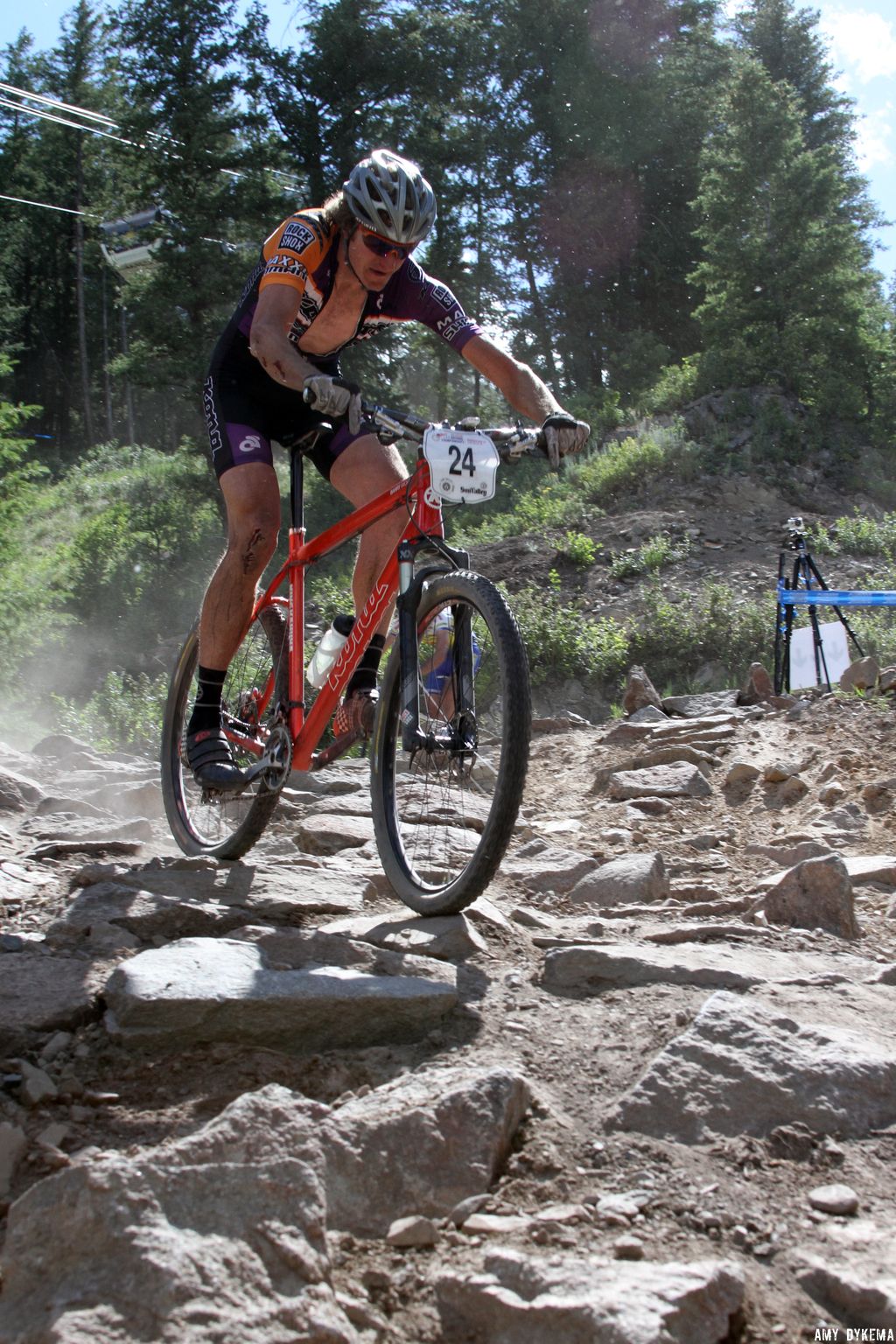 Barry Wicks (10th) blazes through the rock drop. ©Amy Dykema