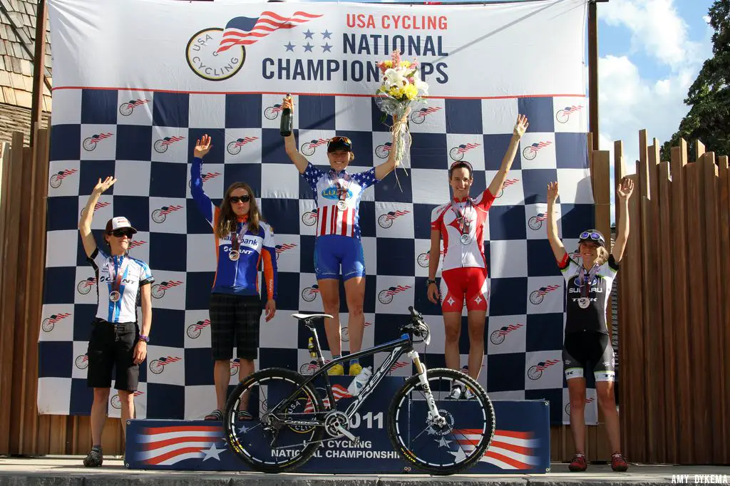 Women\'s Podium. ©Amy Dykema