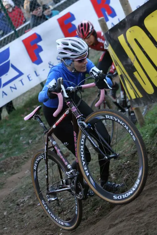 zolder-women-vardaros1.jpg