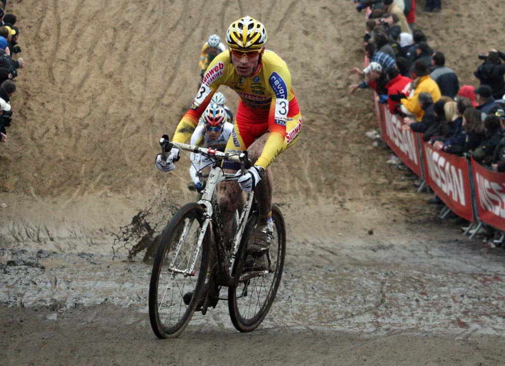 Klaas Vantornout swerves out of the mud. ? Bart Hazen