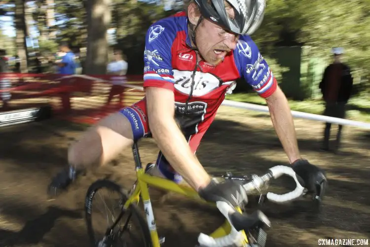 Lean and mean: In his third season back, Myrah's sleeves are looser and he's faster. © Cyclocross Magazine