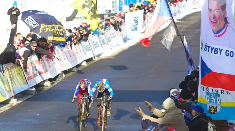 Czech Paprstka pips France's Alaphilippe at the line to win the Junior World title. © Joe Sales