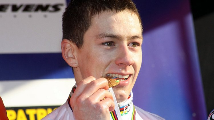 New U23 Cyclocross World Champion Lars van der Haar showing his gold medal