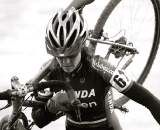 Here, Mary McConneloug shows off her 'cross skills on the run-up © Pedal Power Photography | 2009