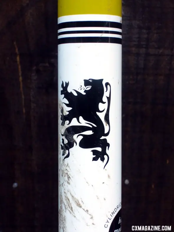The small touches give the Ibis Hakkalugi character: The lion of flanders coughing up some phlegm. © Cyclocross Magazine