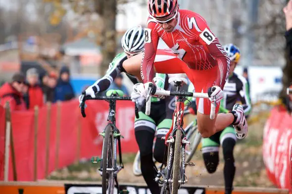 Todd Wells leading the 2009 USGP in Portland, Day 2. © Joe Sales