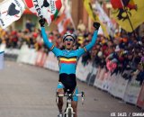 Niels Albert (Belgium) celebrates his victory at the 2009 UCI Cyclocross World Championships.