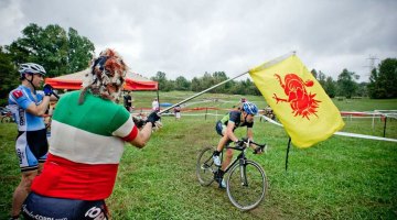 The Tacchino CX's namesake turkey mascot was in evidence throughout the day, handing out primes and other encouragement. Jay Westcott