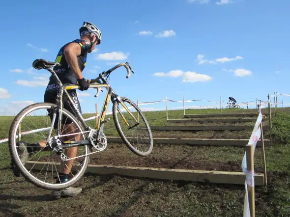 Riders take the run up on a beautiful day of ABRA CX. Keith Hower