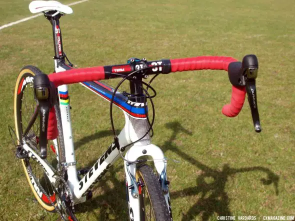 Vardaros's Stevens bike (the one with the red handlebar tape!) Christine Vardaros