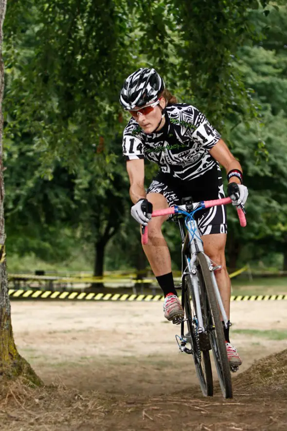 Mical Dyck in her element - on the 'cross course. ©Doug Brons