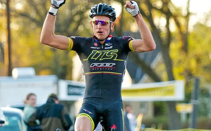 Ryan Trebon wins Day 2 of the 2011 Cincy3.