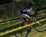 Canadian cyclocrosser Vicki Thomas powers along. © Vicki Thomas