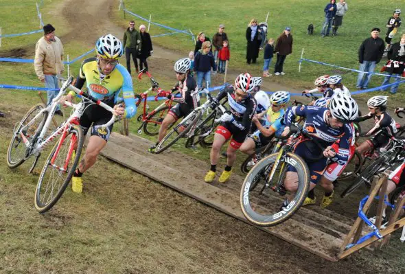 Myerson at the front in lap 1 of Bay State Day 2. Natalia Boltukhova | Pedal Power Photography | 2011)