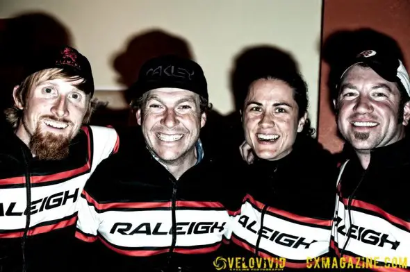 Team Raleigh riders Craig Etheridge & Jenni Gaertner posing with Team manager Jonny Sundt & Sean Burkey from Raleigh USA. © VeloVivid Photography