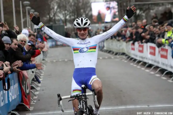 Marianne Vos wins the first international cyclo cross in Rucphen. Bart Hazen