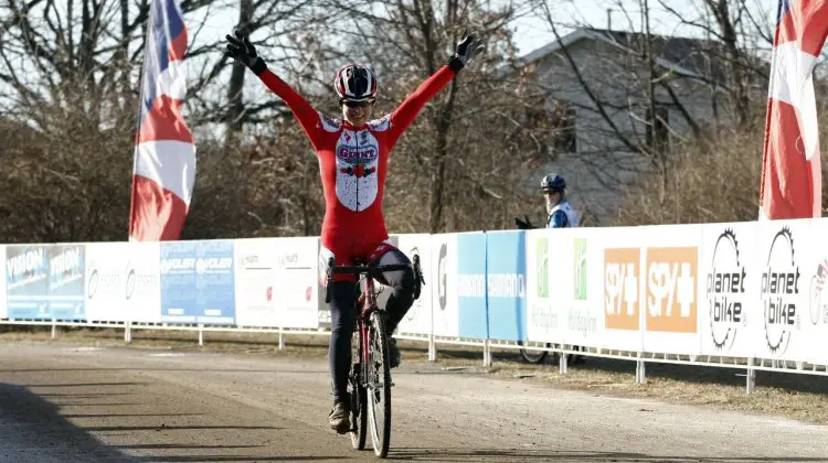 Gina Hall repeats as National Champion, this year for 45-49. © Tim Westmore