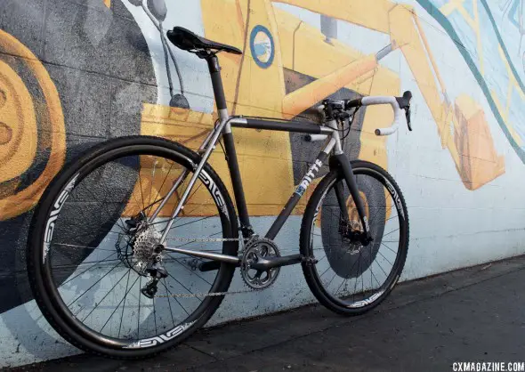 Enve 29'er tubeless rims with Stan's Ravens 35mm tires provide a wide contact patch. Photo courtesy