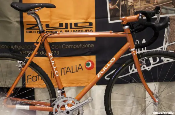 Italian framebuilder Zullo uses Campagnolo components on their cyclocross bike at NAHBS 2012. ©Cyclocross Magazine