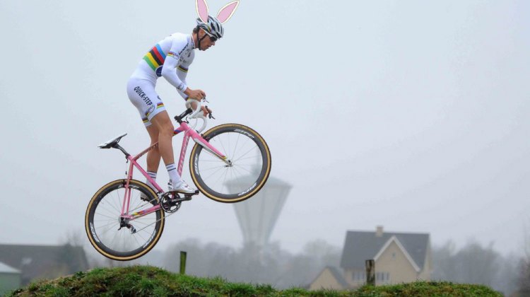 Zdenek Stybar and his pink Specialized Crux ... we're wondering if he's heading out to go hide eggs for an Easter Egg Hunt. ©Specialized