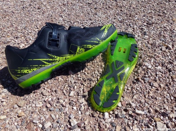 The Pearl Izumi flex-sole X-Project shoes are made for a good ride - and run. Cyclocross Magazine