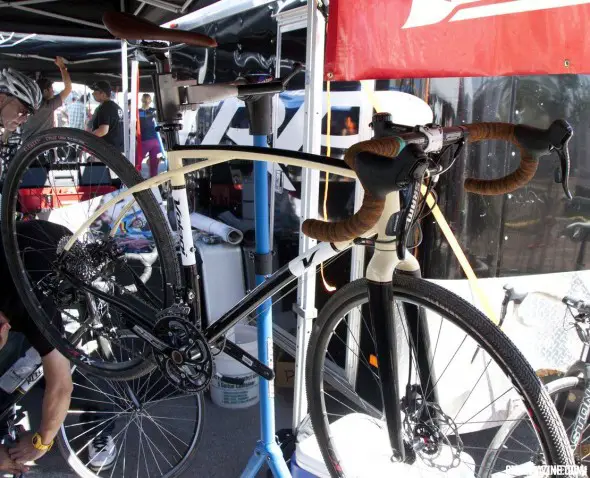 The Volagi Viaje looks to attract riders who want more than a race-day rig from their bike. © Cyclocross Magazine