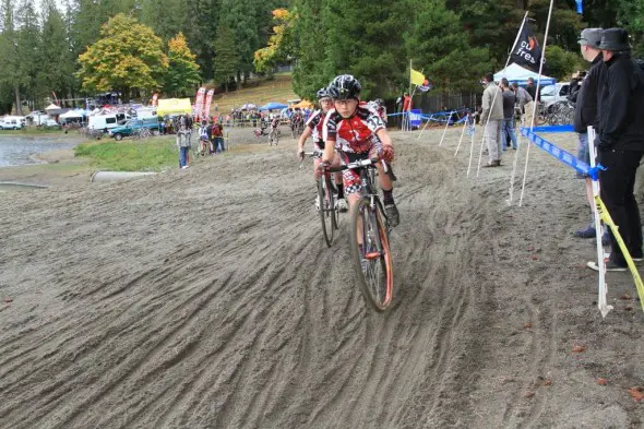 Junior racers riding the first part of the long sand section © Janet Hill