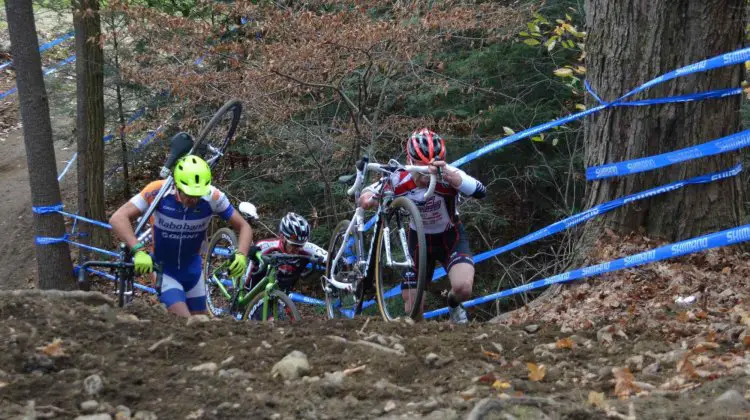 The front of the elite men's field, led by Lindine and Craig. © Molly Hurford