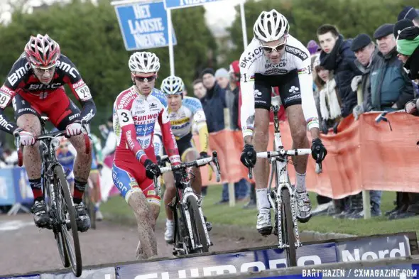The leaders hit the barriers at World Cup Roubaix © Bart Hazen