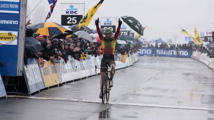 Sven Nys, shown here at Koksijde, took another impressive win © Bart Hazen