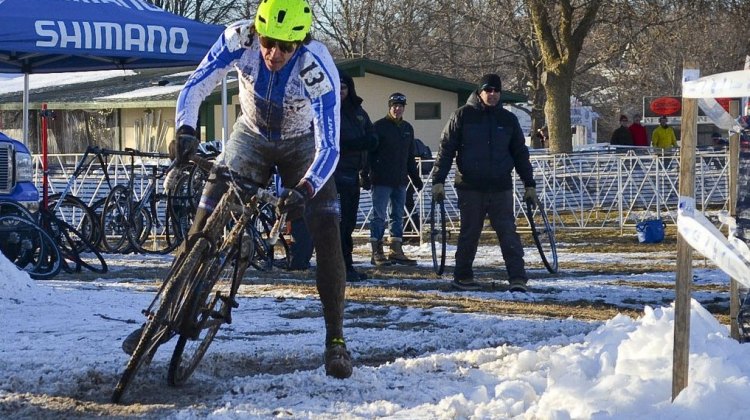 Adam Craig slid through the icy turns and enjoyed his singlespeed title-winning preride for Sunday's race. ©Cyclocross Magazine