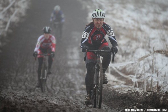 Rebecca Blatt took an early lead and would finish 3rd. Masters Women 30-34, 2013 Cyclocross Nationals. © Meg McMahon Rebecca Blatt took an early lead and would finish 3rd. Masters Women 30-34, 2013 Cyclocross Nationals. © Meg McMahon