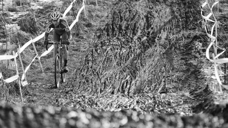 Pete Webber off to an early lead in the Masters Men 40-44 race. 2013 Cyclocross Nationals. © Meg McMahon