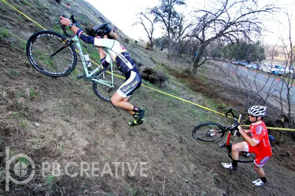 Late in Men’s Elite, Aaron Bradford (Bicycle Bluebook/HRS/Rock Lobster) leads Tobin Ortenblad (Cal Giant/Specialized) up “the wall.” © Phil Beckman/PB Creative