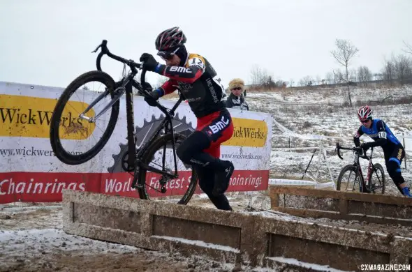 Werner pulling away from Johnson on his way to winning the D1 Collegiate Nathionals © Cyclocross Magazine