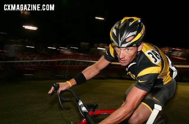 Lance Armstrong Racing Prior to Drug Confession and Oprah Winfrey Interview - CrossVegas 2009. ©Cyclocross Magazine